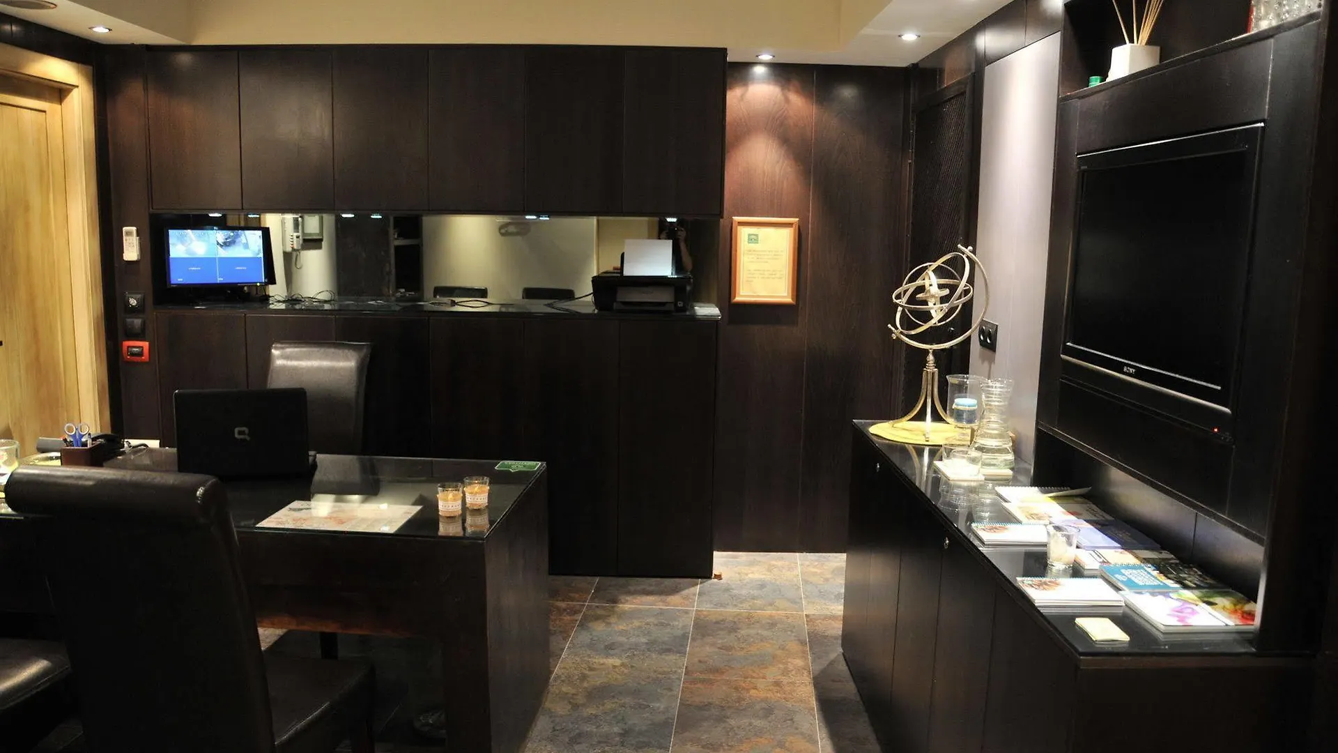 Apartamentos Turisticos Aguas De Víznar 아파트호텔